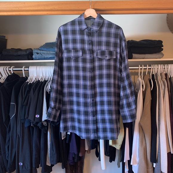 PrettyLittleThing Midnight Blue Checked Oversized Button Down Shirt - Picture 2 of 4